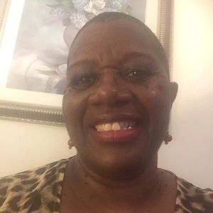 Meet your Posher, Cynthia